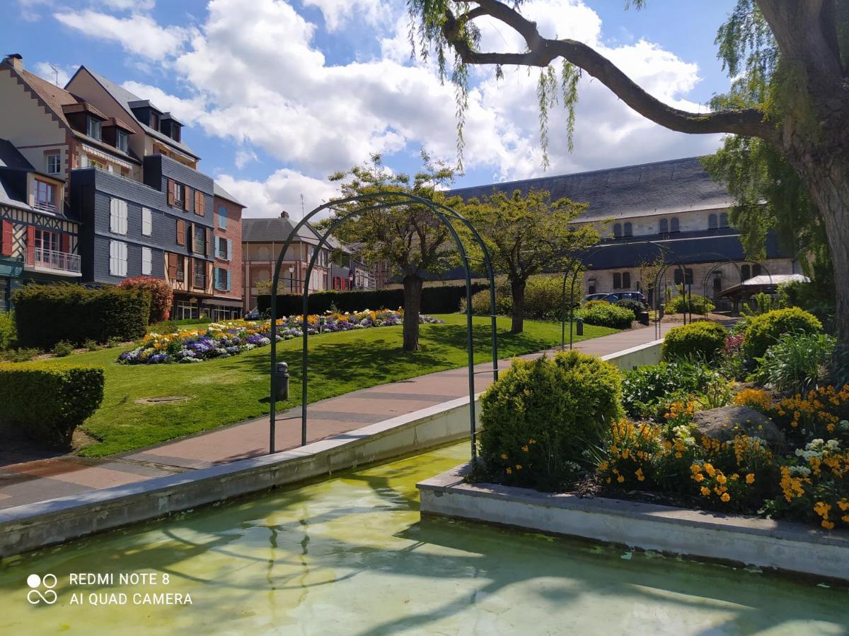 Bel Appartement A Honfleur Eksteriør bilde